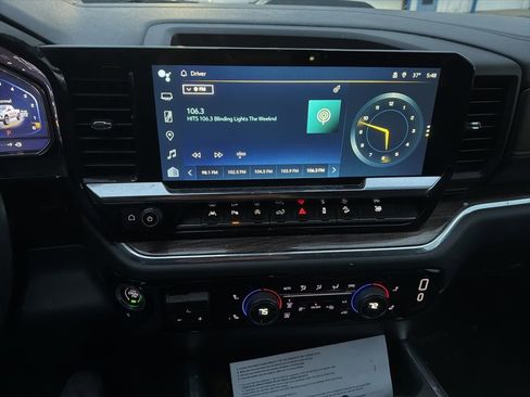 Used 2024 Chevrolet Silverado 1500 LT Trail Boss w/ LT Trail Boss Premium Package image 10