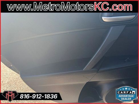 Used 2010 MAZDA MAZDA3 i Touring image 32