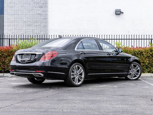 Used 2019 Mercedes-Benz S 560 Sedan image 9