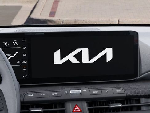 New 2025 Kia K4 EX image 25