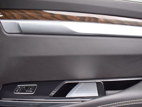 Certified 2025 Cadillac Escalade ESV Sport Platinum image 41