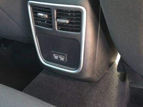 Used 2022 Dodge Charger SXT RWD image 26