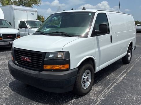 Used 2019 GMC Savana 2500 w/ Driver Convenience Package RWD image 1