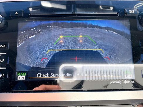 Used 2017 Subaru Outback 3.6R Limited image 17