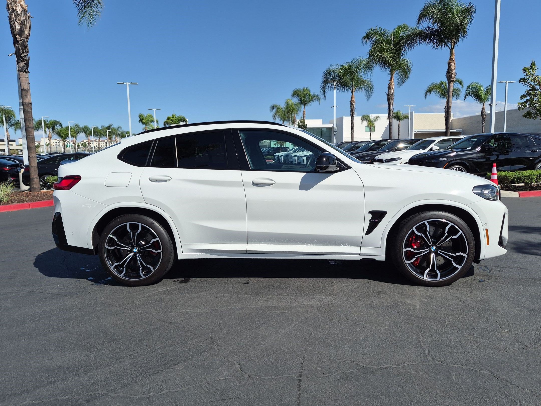 Used 2024 BMW X4 M w/ Competition Package AWD/4WD image 11