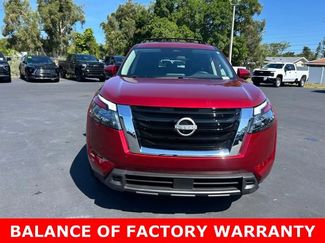 Used 2025 Nissan Pathfinder SV FWD video 2
