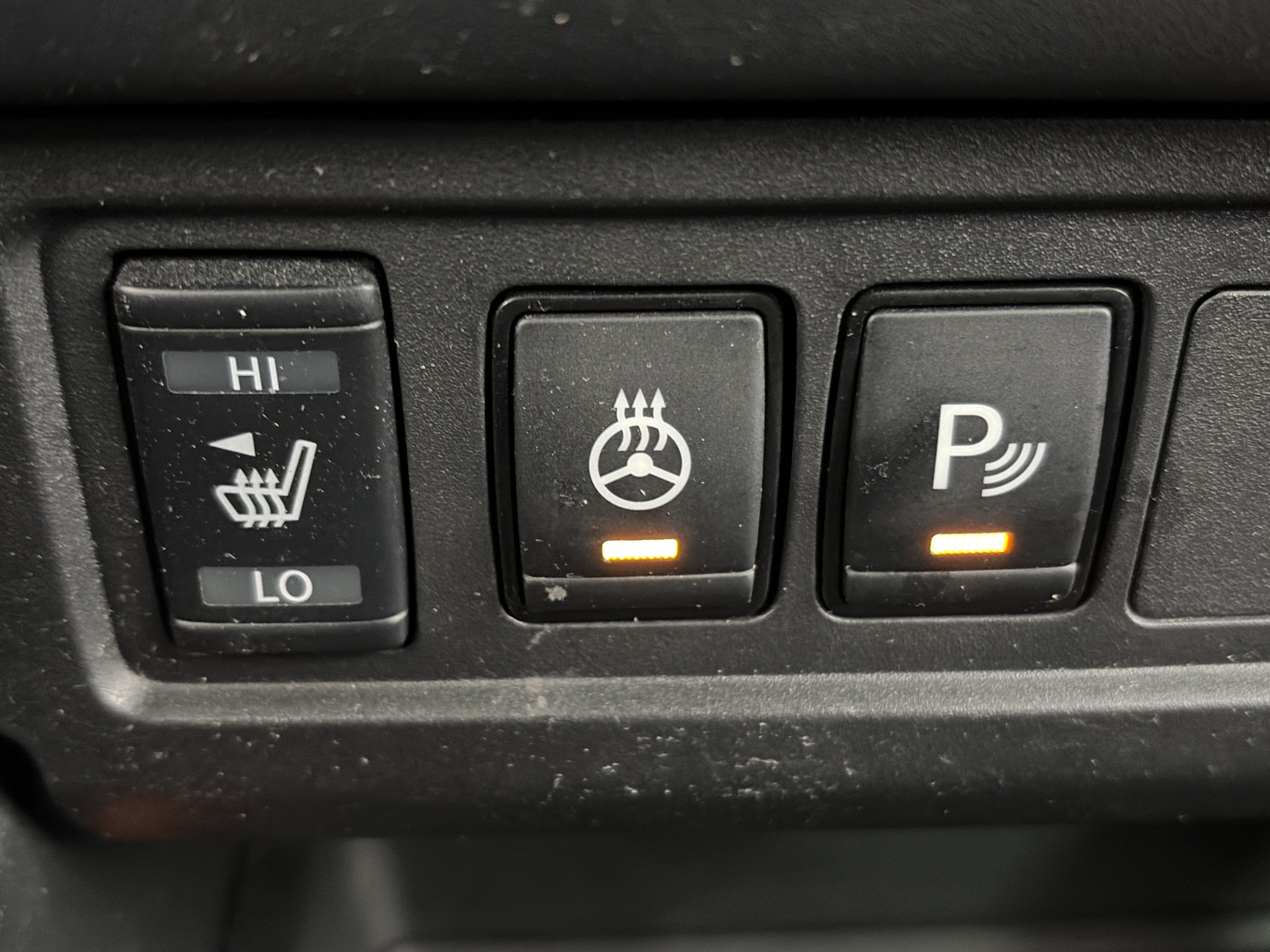 Used 2023 Nissan Frontier PRO-4X w/ Pro Convenience Package AWD/4WD image 4