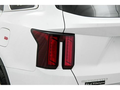 New 2026 Kia Sorento S image 10