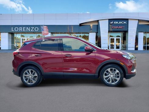 Used 2023 Buick Encore GX Essence w/ Experience Buick Package FWD image 4