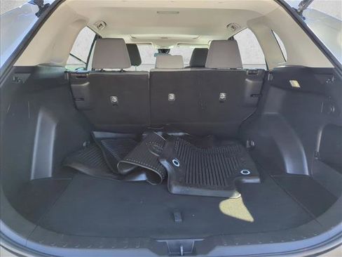Certified 2022 Toyota RAV4 XLE image 25