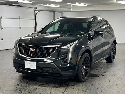 Certified 2022 Cadillac XT4 Sport w/ Enhanced Visibility Package image 1