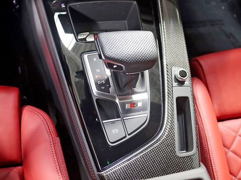 Used 2023 Audi S4 Prestige image 25