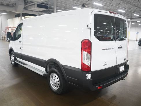 Used 2024 Ford Transit 250 Low Roof AWD w/ Exterior Upgrade Package image 33