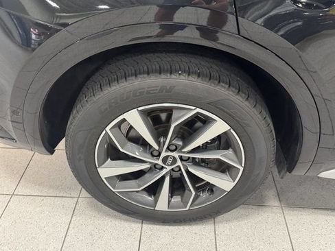 Certified 2023 Audi Q5 2.0T Prestige AWD/4WD image 12