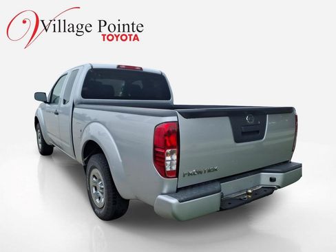 Used 2017 Nissan Frontier S RWD image 2