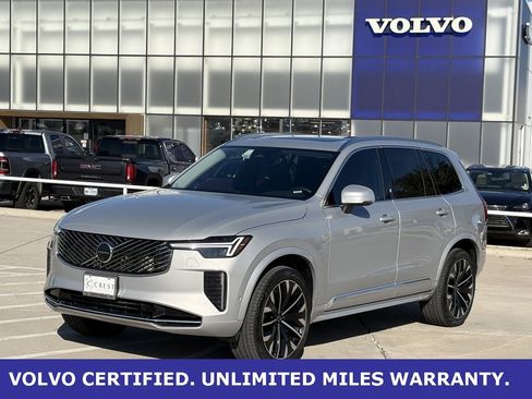 Certified 2025 Volvo XC90 B6 Plus image 2