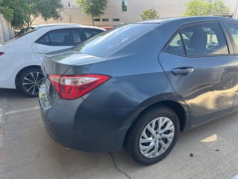 Used 2017 Toyota Corolla LE FWD image 8