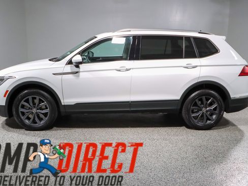 Used 2022 Volkswagen Tiguan SE AWD/4WD image 10