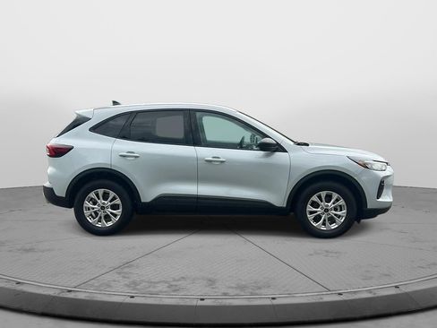 Used 2025 Ford Escape Active AWD/4WD image 5