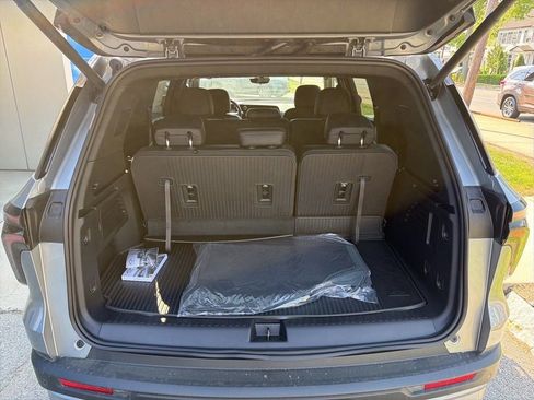 New 2026 Chevrolet Traverse LT AWD/4WD image 24
