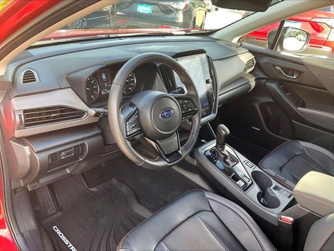 Used 2024 Subaru Crosstrek 2.5i Limited AWD/4WD image 8