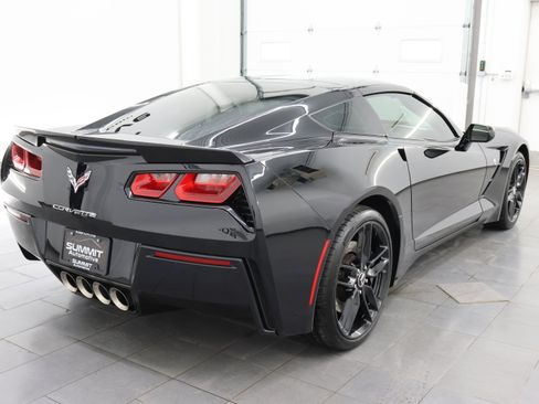 Used 2015 Chevrolet Corvette Stingray Coupe image 5