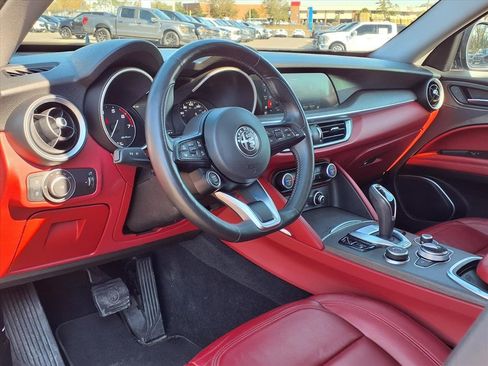 Used 2021 Alfa Romeo Stelvio Ti w/ Nero Edizione image 22