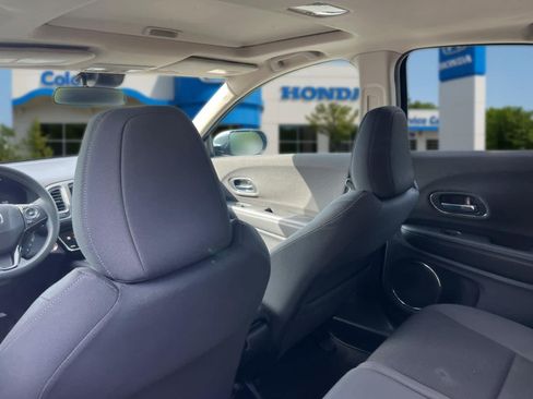 Used 2022 Honda HR-V EX image 28