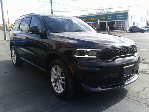 Used 2024 Dodge Durango GT image 7