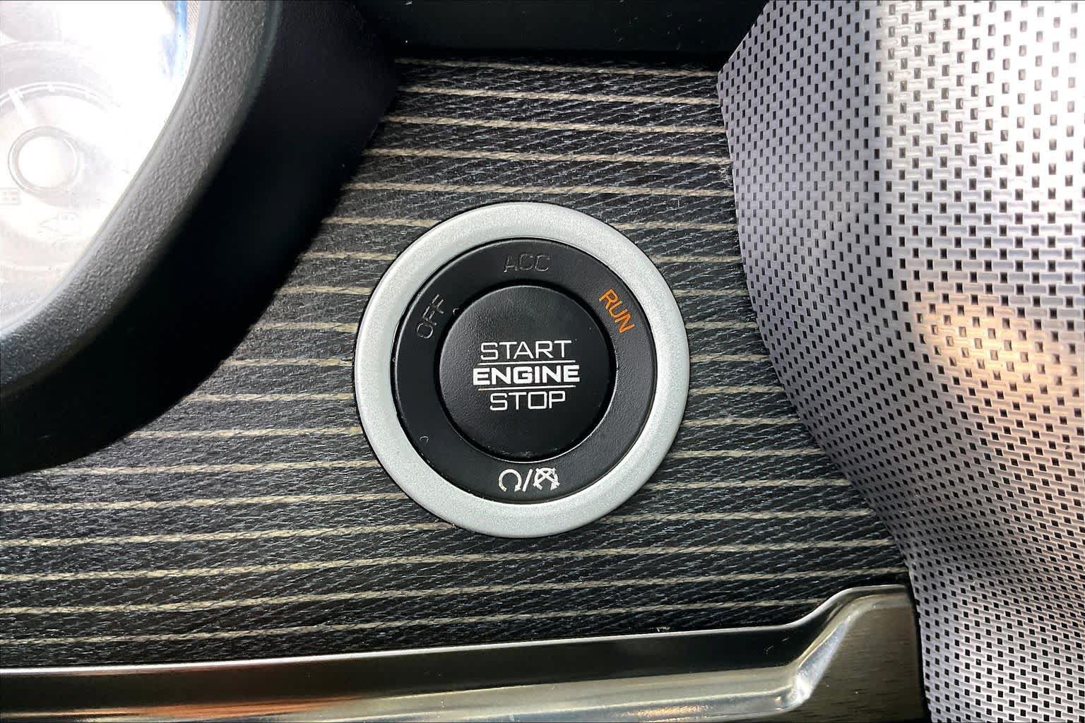 Used 2019 RAM 1500 Limited AWD/4WD image 31
