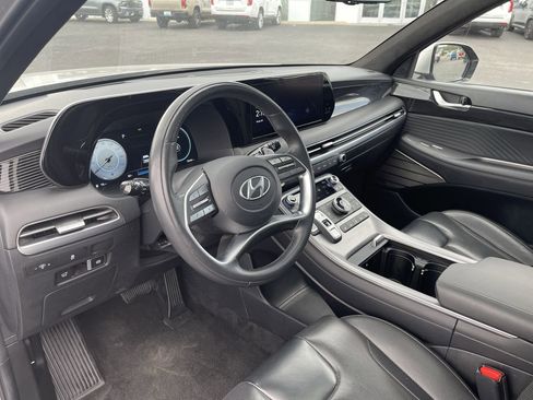 Used 2024 Hyundai Palisade Calligraphy image 10