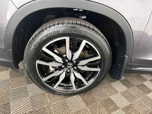 Used 2020 Honda Pilot Touring image 35