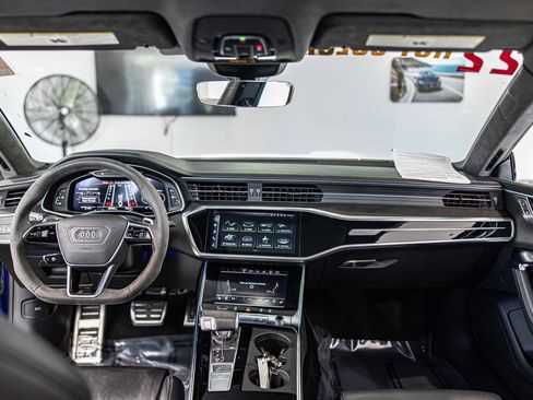 Used 2022 Audi RS 7 Sportback w/ RS 7 Executive Package AWD/4WD image 37