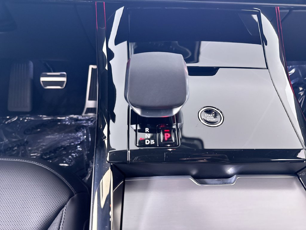 New 2027 Land Rover Range Rover Sport Dynamic SE AWD/4WD image 18