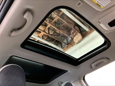 Certified 2025 MINI Cooper 2-Door Hardtop image 24