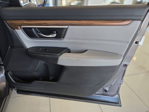 Used 2018 Honda CR-V Touring image 21