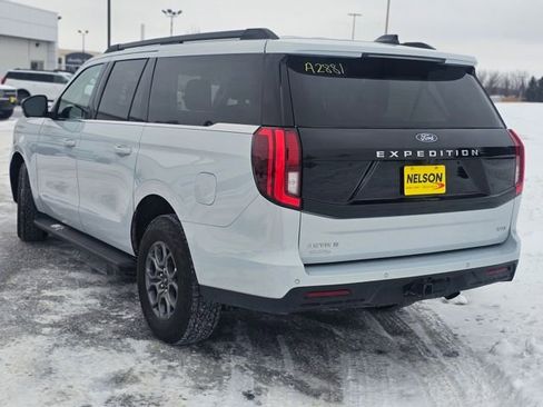 Used 2025 Ford Expedition Max Active image 3