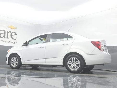 Used 2014 Chevrolet Sonic LT FWD image 50