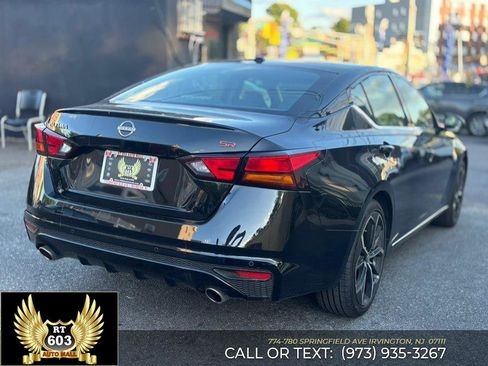 Used 2024 Nissan Altima 2.5 SR FWD image 6
