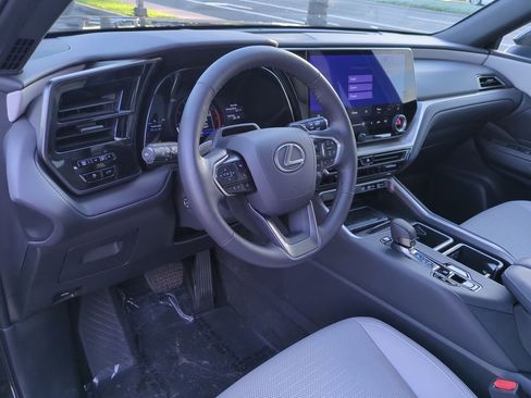 Used 2025 Lexus TX 350 FWD image 13