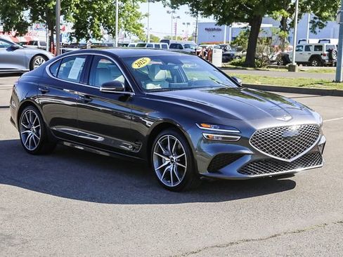 Used 2025 Genesis G70 2.5T RWD image 6