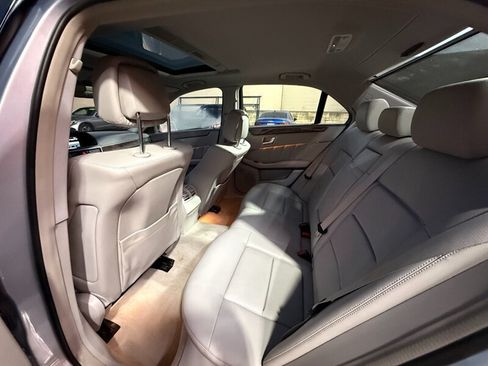 Used 2013 Mercedes-Benz E 350 4MATIC Sedan image 21