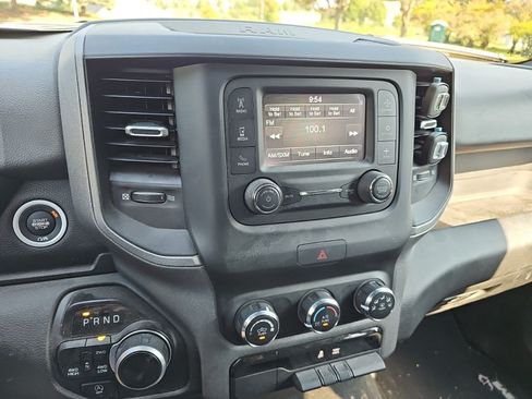 Used 2024 RAM 1500 Tradesman AWD/4WD image 17