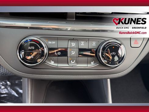 New 2026 Buick Envista Sport Touring w/ Convenience I Package FWD image 28