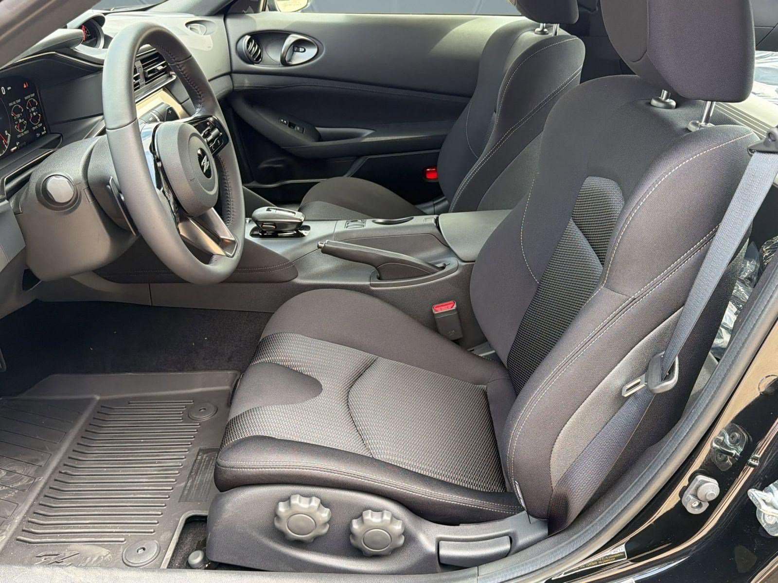 New 2026 Nissan Z Sport w/ Floor Mat Package RWD image 5