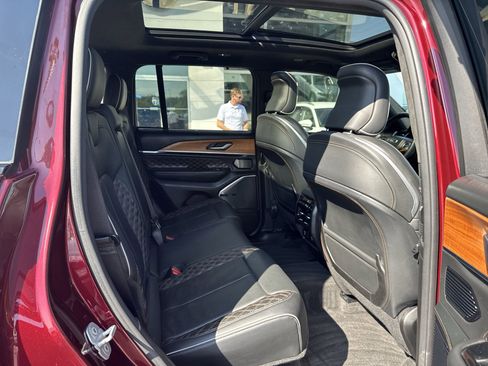 Used 2022 Jeep Grand Cherokee Summit image 26