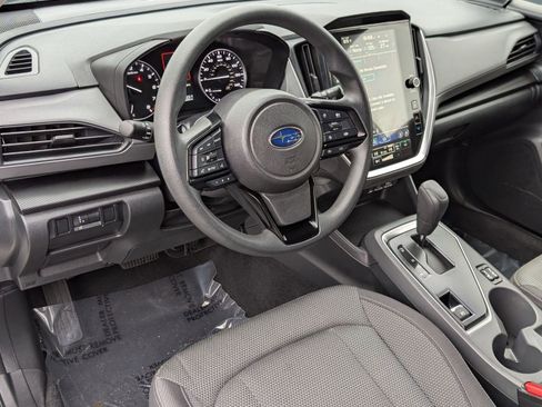 Used 2024 Subaru Crosstrek 2.0i Premium image 4