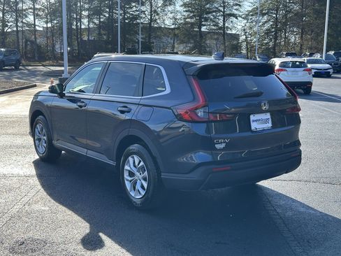 Used 2025 Honda CR-V LX image 8