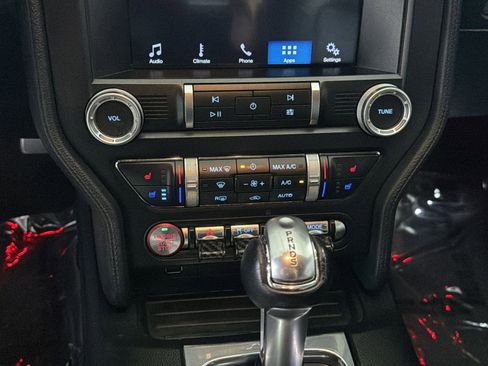 Used 2019 Ford Mustang Premium RWD image 23