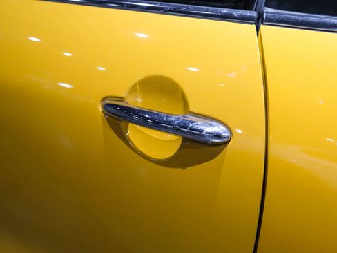 Used 2014 MINI Cooper 2-Door Hardtop FWD image 30